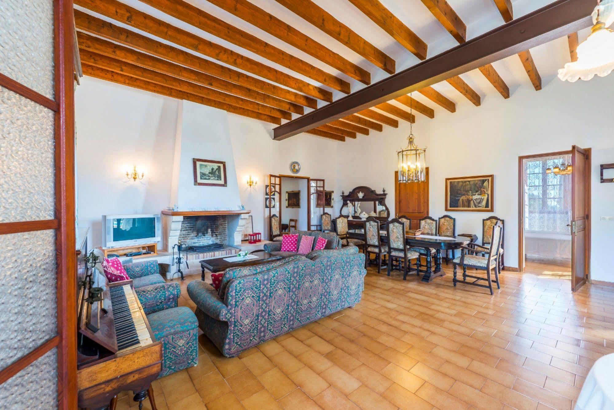 Villa Can Cirerol Пуерто Колом Екстериор снимка